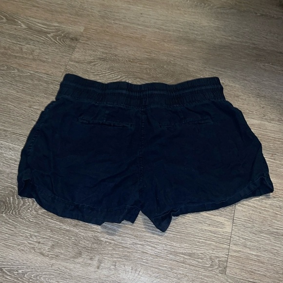 Athleta 100% linen Shorts size 6 navy blue  pull on athletic cotton blend - Picture 6 of 7